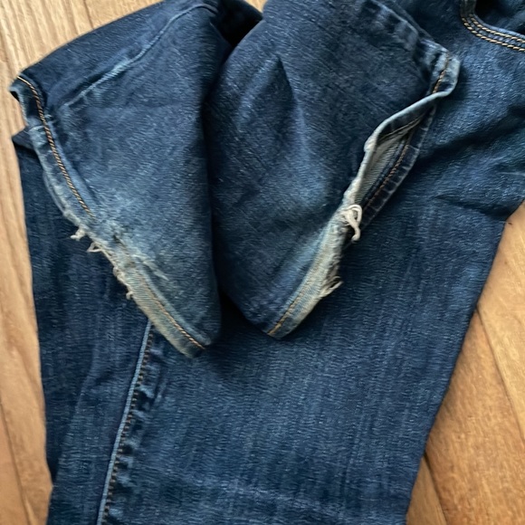 Abercrombie & Fitch Blue Jeans. W25 L33. Some wear see photos, otherwise nice! - Picture 4 of 8